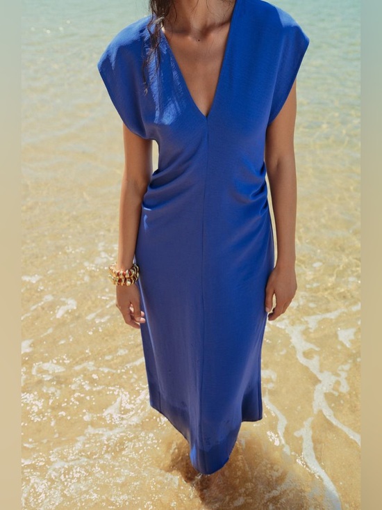 Zara Dresses & Skirts - ZARA BLUE FLOWY GATHERED DRESS